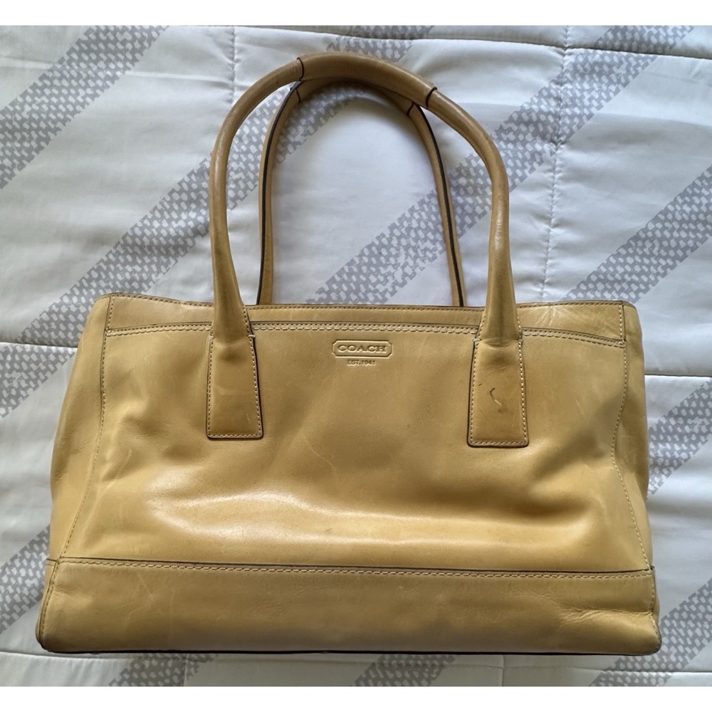 Vtg COACH Hamptons Large Leather Handbag 11555 Yellow Turnlock Tote Work Bag - Picture 2 of 16